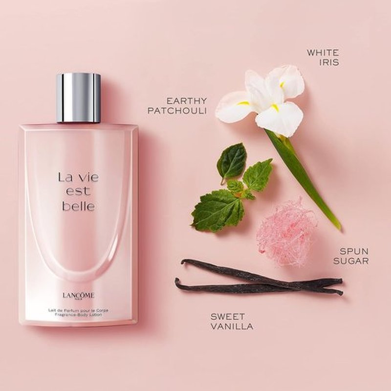 Lancôme La Vie Est Belle Body Lotion - Hydrating & Illuminating Formula with Iris, Patchouli & Vanilla - 6.7 Fl Oz