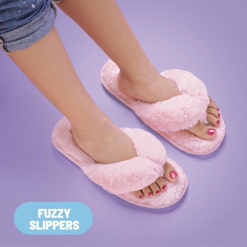 Claire's Kids Pedicure Kit, 7-Piece Home Spa Set with Fuzzy Slippers, Nail Polish, Toe Separators & Nail File, Kids Pedicure Tools for Feet, Girl Toys & Beauty Activity, Gift for Girls Age 8+