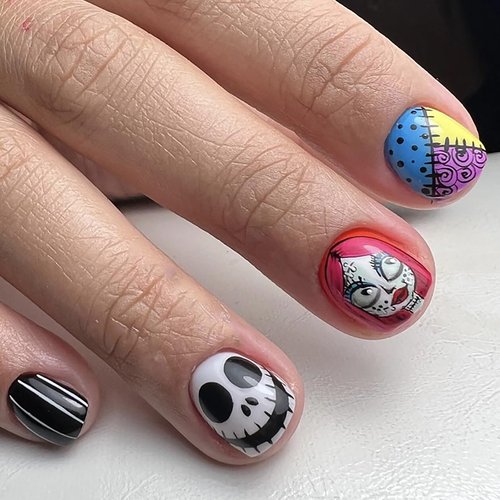144 Pcs Halloween Press on Nails Kit Short Square Fake Nails 6 Styles False Nails with Designs Ghost Mummy Pumpkin Nightmare Nails Christmas Glossy Glue on Nail Acrylic Nail for Women Girls