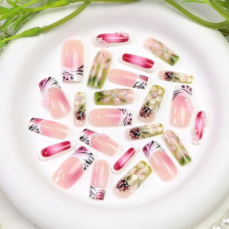 Medium Press on Nails Square Fake Nails with Flower Ladybug Rhinestones Designs French Tip Nails Press ons Leopard False Nails for Women 24Pcs