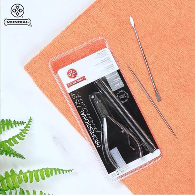 Mundial Nail Care 3-Piece Set | Professional Stainless Steel Cuticle Nippers & Nail Pusher Kit