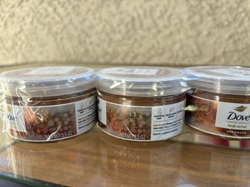 Pack of 3 - Dove Hot Cocoa Body Scrub - 3.5oz each - Limited Edition Pack x 3.