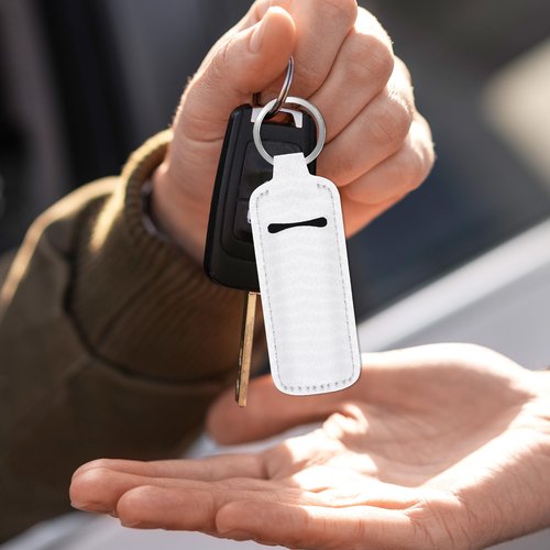16PCS Sublimation Chapsticks Holder Blanks Keychain Chapsticks Holder Neoprene Lipstick Holder Keychain Lip Balm Holder Travel Key Ring Holder for Purse, Backpack Women DIY Ornament Crafts Supplies