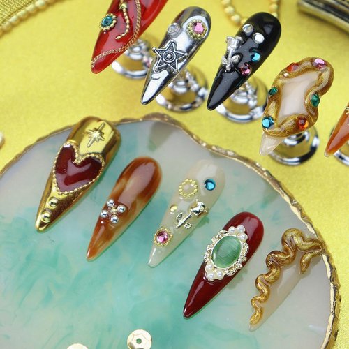 RDNTBEU Press on Nails Retro Medium Almond 3D Fake Nails Reusable Luxury Handmade False Nails with Design GEM Charms Gold Snake,Press ons Muti-Layer Acrylic Handmade Nails for Wome Manicure(Size S)