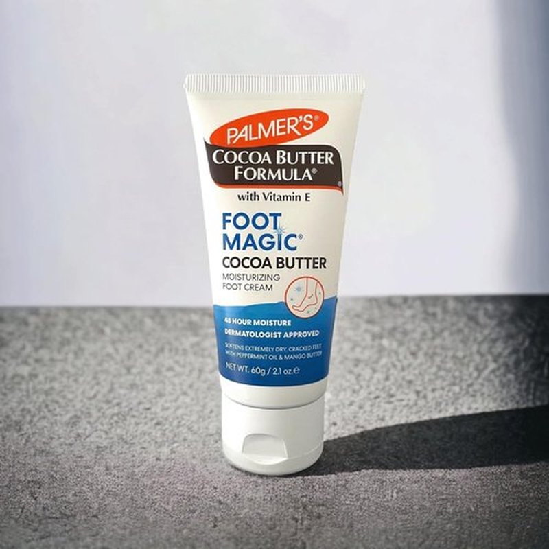 Palmer's Cocoa Butter Formula Foot Magic - Moisturizing Cream for Dry Cracked Heels | Peppermint Oil & Vitamin E, 2.1 Oz