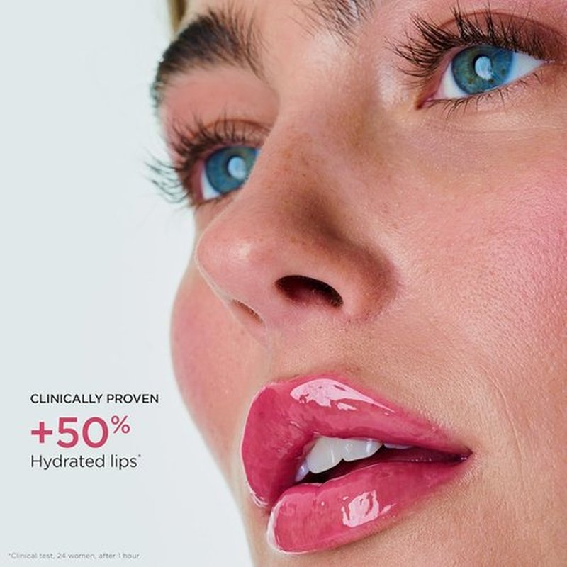 Clarins Lip Comfort Oil - Hydrating & Nourishing Lip Oil | Sheer High Shine Finish | 93% Natural | 0.2 Ounces