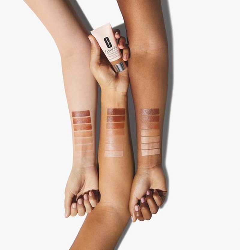 Clinique Moisture Surge Sheertint Hydrator - Hydrating Tinted Moisturizer SPF 25 | Sheer Coverage, Natural Finish