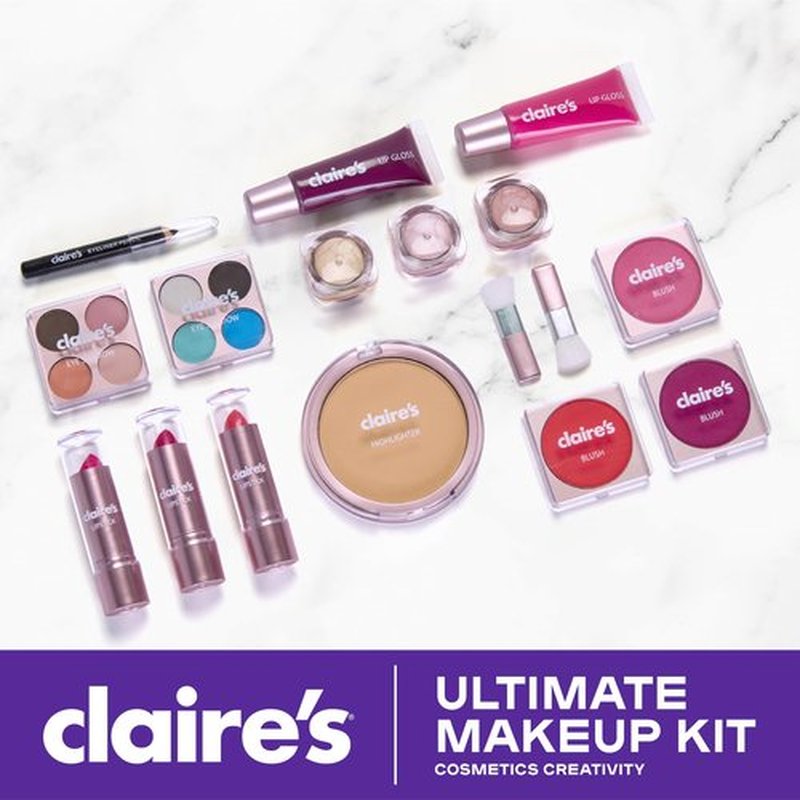 Claire's Ultimate Makeup Kit, 18-Piece Real Cosmetic Set, Makeup for Kids 8-12, Girl Toys & Beauty Activity Gift with Lip Gloss, Lipstick, Eyeshadow, Eyeliner, Blush, Highlighter & Carry Case