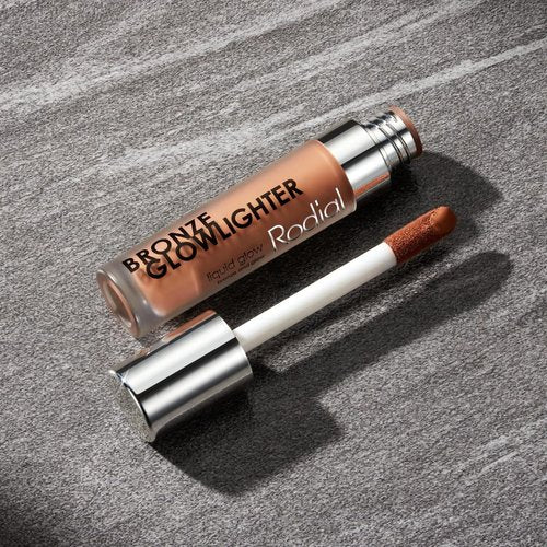Rodial Bronze Glowlighter 0.2 fl oz, Liquid Cream Bronzer for Luminous Glow, Hydrating Bronzing Drops with Vitamin E & Vitamin C, Pearlescent Contour & Complexion Enhancer