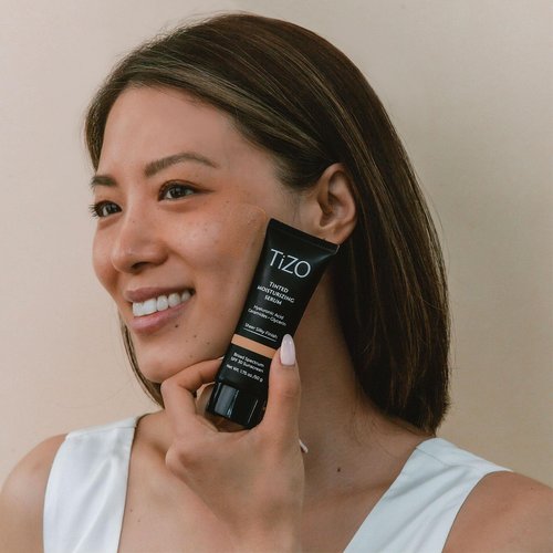 TIZO | Tinted Moisturizing Serum | SPF 30 | Shade in MEDIUM-DEEP