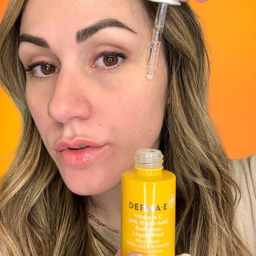 DERMA E Vitamin C 10% Multi-Acid Radiance Liquid Peel with Lactic Acid, 1 Fl Oz, Niacinamide & Bromelain, Exfoliating & Brightening Facial Peel, For Uneven Skin Tone & Discoloration
