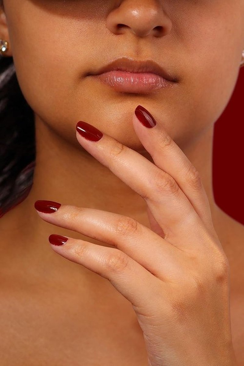 LONDONTOWN Lakur Nail Polish - Long-Lasting Red Color, Streak-Free & Chip-Resistant | 0.4 Fl Oz - You Autumn Know