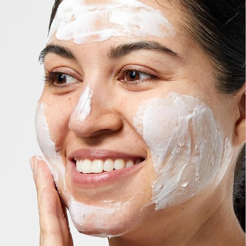 Clinique Gentle Face Exfoliator - Lightweight Scrub Cream for All Skin Types | Exfoliating & Refining