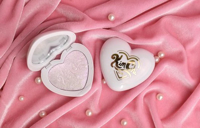 KimChiChic Beauty Pearl Gone Wild Highlighter - Pressed Shimmer Powder for Face & Body, Iridescent Glow, with Mirror, Cruelty Free, Dream Pink Iridescent 0.32oz