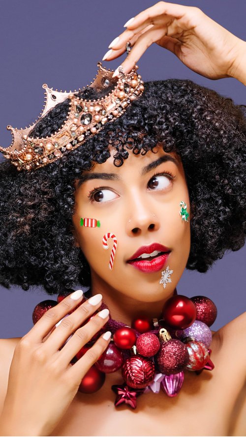Gelish MINI Holiday Winter On My Wish List Collection - 9mL TPO-Free Soak Off Polish, Long-Lasting, Vibrant Color, Professional Quality, High Shine, Chip-Resistant (Wrapped Around Your Finger)