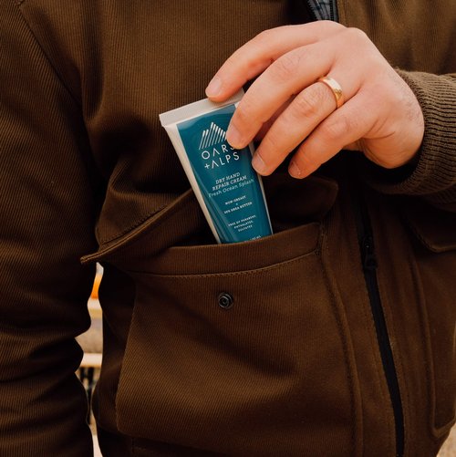 Oars + Alps Dry Hand Repair Cream, Made with Shea Butter, Dermatologist Tested, TSA Friendly, 2 Fl Oz