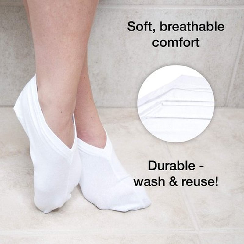Eurow Moisturizing Cotton and Spandex Therapy Socks for Softening Dry Feet, Deep Hydration, and Spa-Like Skin Care Treatment, Perfect for Cracked Heels and Rough Skin, 2-Pair Set, White
