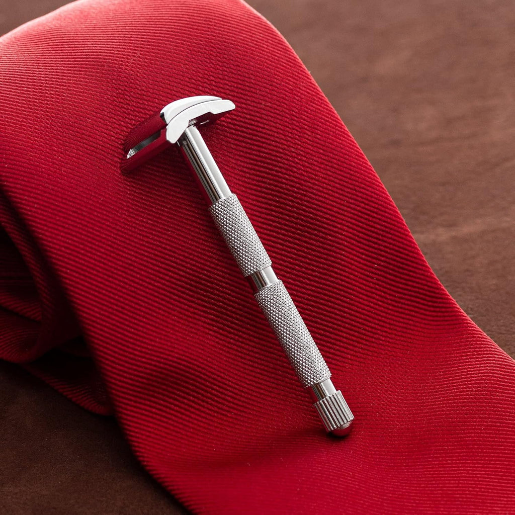 MERKUR 907C Precision Moustache & Eyebrow Razor – Bright Chrome Finish, Brass Handle & Die-Cast Zinc Head, Ultra-Narrow Design for Controlled Contour Shaping & Detail Grooming
