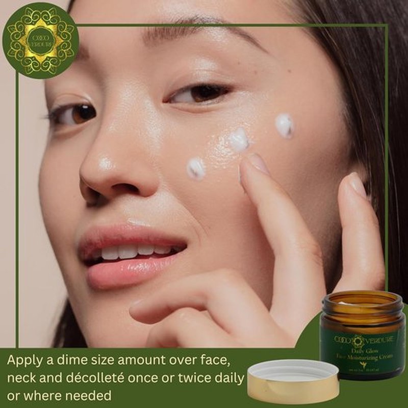 Skiennix Daily Glow Face Moisturizing Cream - Ultra Hydrating Formula with Vitamin E & Jojoba Oil | 2oz