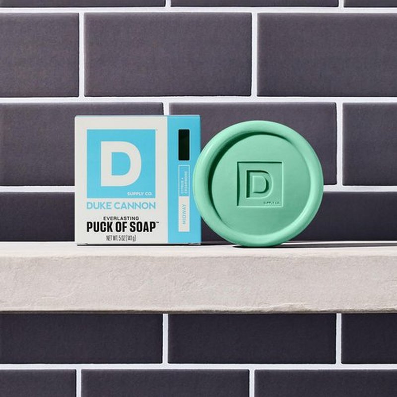 Duke Cannon Supply Co. Puck Soap Bundle – Men’s Hydrating Rounded Bar Soap with Masculine Scents for All Skin Types, Midway Scent, 5 oz (6 Pack)