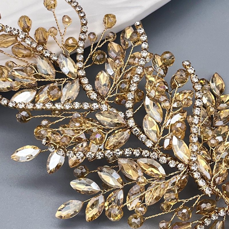 WONRLUA Wedding Hair Pieces for Brides, Handmade Bridal Headpieces, Rhinestone Hair Accessories for Women and Girls(Champagne)