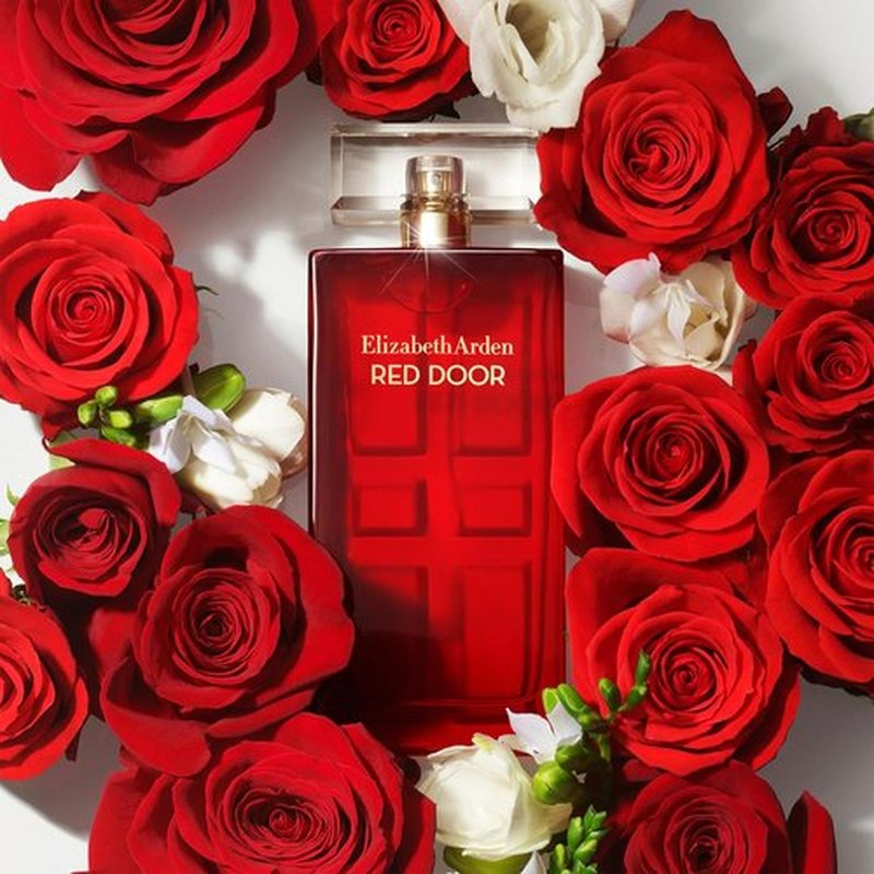 Elizabeth Arden Red Door Women's Perfume - Floral Eau de Toilette with Freesia, Roses & Sandalwood | 3.3 Fl Oz