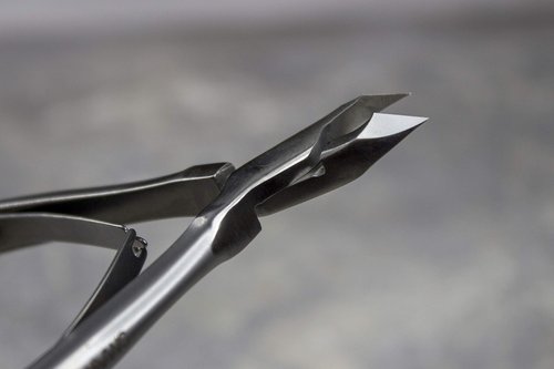 STALEKS PRO Smart 50 5mm Professional Cuticle Nippers – Stainless Steel Skin Clippers for Manicure & Pedicure