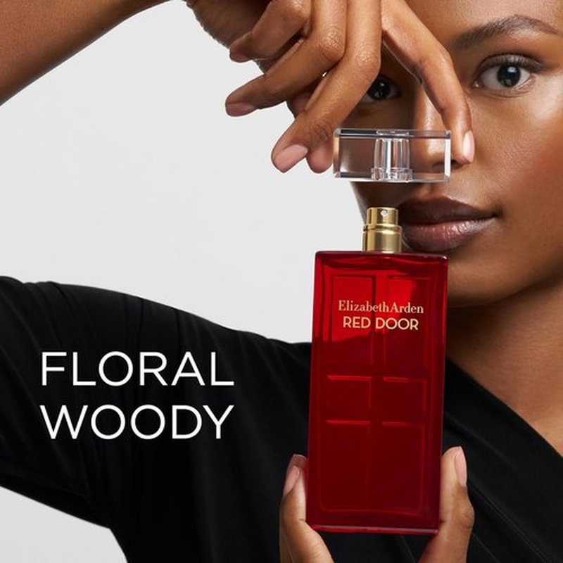 Elizabeth Arden Red Door Women's Perfume - Floral Eau de Toilette with Freesia, Roses & Sandalwood | 3.3 Fl Oz