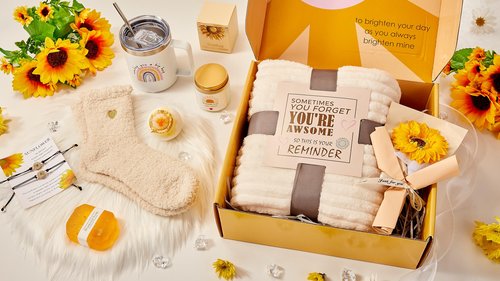 Get Well Gifts for Women After Surgery 10pc Gift Baskets — The Perfect Care Package. This Feel Better post surgery recovery gifts for women is a thoughtful self-care package for Mom, Her.