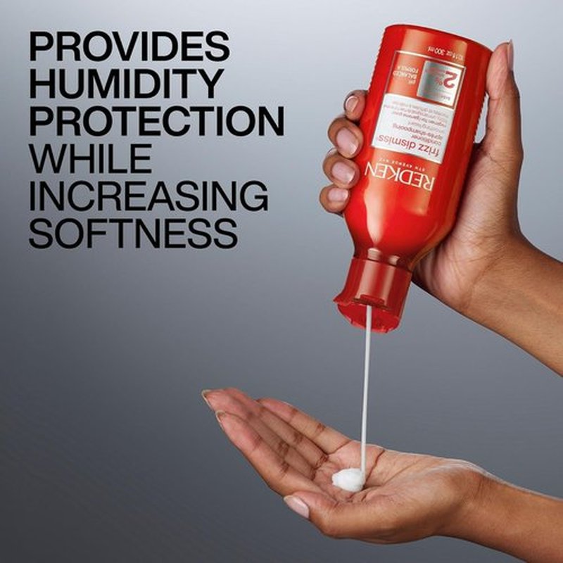 Redken Frizz Dismiss Conditioner - Frizz Control & Moisturizing Treatment for All Hair Types, 33.8 oz