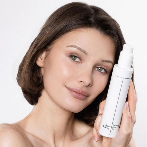 Trish McEvoy Calming Cleansing Oil - Instant Solutions for Radiant Skin | 6.7 Fl Oz