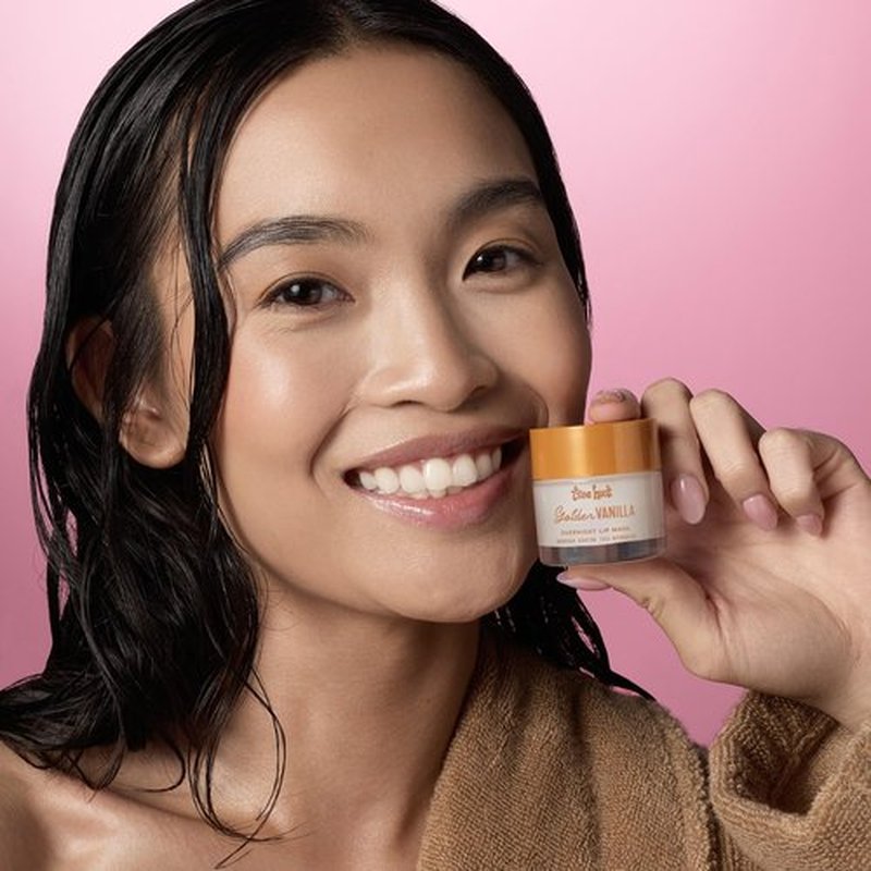 Tree Hut Golden Vanilla Overnight Lip Mask, Hydrating & Moisturizing Lip Treatment with Shea Butter, Vitamin E, Nourishing Lip Care for Soft, Smooth Lips, Overnight Lip Repair Balm, 0.6 oz