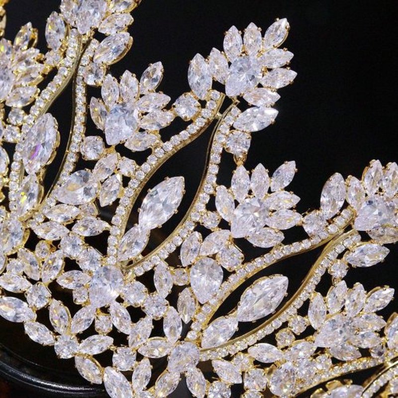 FASNAHOK Luxury Tall Pageant Queen Crowns for Women Coronas Para 15 Anos Quinceaneras Large Cubic Zirconia Wedding Tiaras Big Bridal Hair Accessories Gift Gold