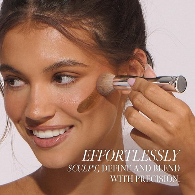 Loving Tan Flawless Face Tan Brush - Streak-Free Self Tanning & Contouring Tool | Vegan, Cruelty-Free, Premium Bristles