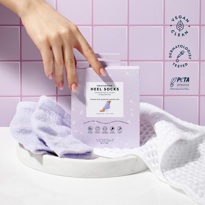 VOESH Moisturizing Heel Socks - Ultra-Soft Spa Socks for Your Foot Care Routine, K-Beauty Korean Skincare - Latex-Free Gel Lining is Activated by Body Heat to Lock in Moisture - Purple