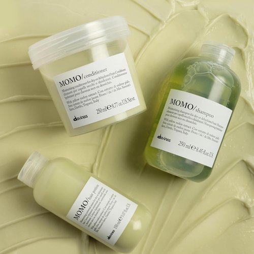 Davines MOMO Shampoo, Nourishing Gentle Cleansing Action for Dry and Dehydrated Hair - Promoting Lasting Hydration, Softness, and Shine with Cartucciaru Melon Extract, 16.9 Fl Oz