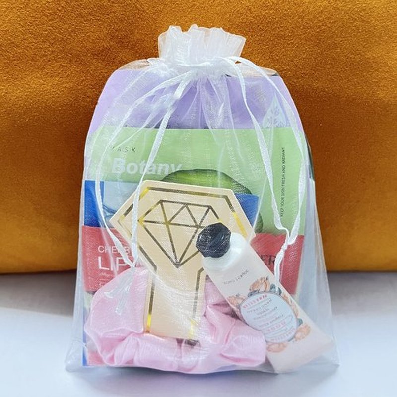 Spa Party Supplies for Women, Spa Party Favors,Facial Masks,Hand and Foot Masks,Under Eye Patches,Hand Cream, Lip mask,Hairband,Organza Bags,Spa Day Kit,Birthday Mother's Day Sleepover Party Favors