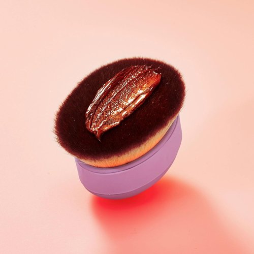 Isle of Paradise Self Tan Blending Brush - Palm-Sized, Streak-Free Applicator for Face & Body