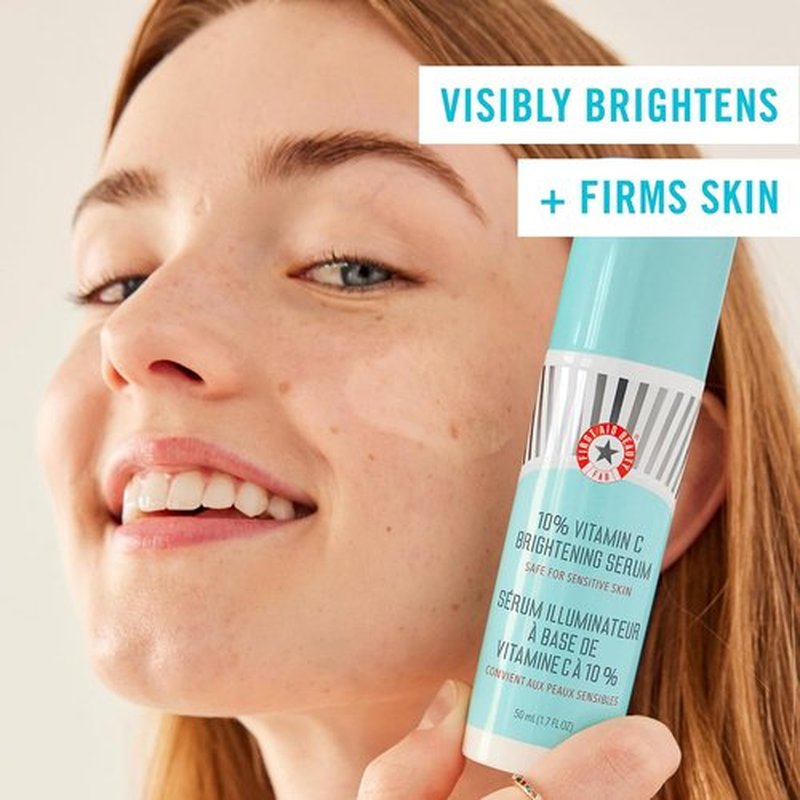 First Aid Beauty - 10% Vitamin C Brightening Serum | Daily Dark Spot Treatment with Squalane & Vitamin E, 1.7 oz