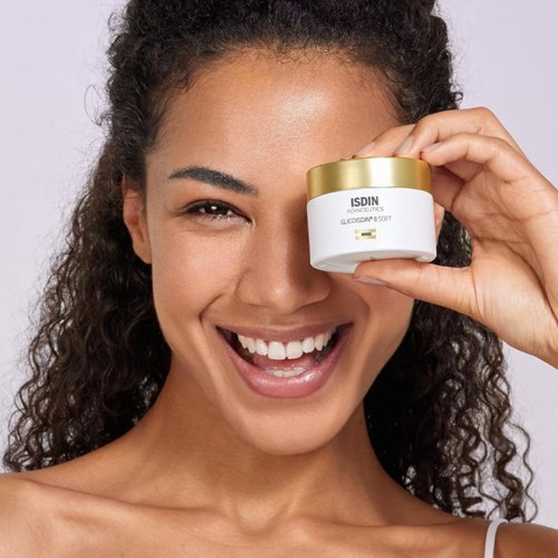 ISDIN Isdinceutics Glicoisdin 8 Soft Exfoliant Cream - 3.2% Glycolic Acid | Smooths Skin Texture & Boosts Hydration | 1.76 OZ