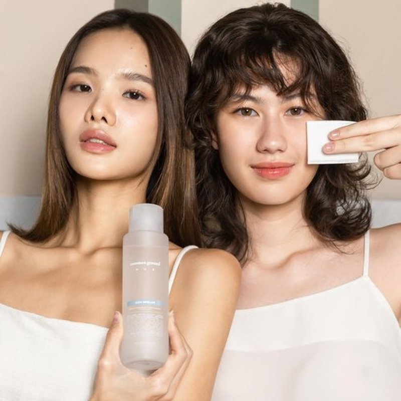 COMMON GROUND NUE Aqua Micellar Water Makeup Remover 3-in-1 Cleanser, Astringent, Makeup Remover, Non-Greasy, No-Rinse, Hydrating, Plant-Based, Organic Aloe Vera & Cucumber, 8.4 Fl Oz (Pack of 2)