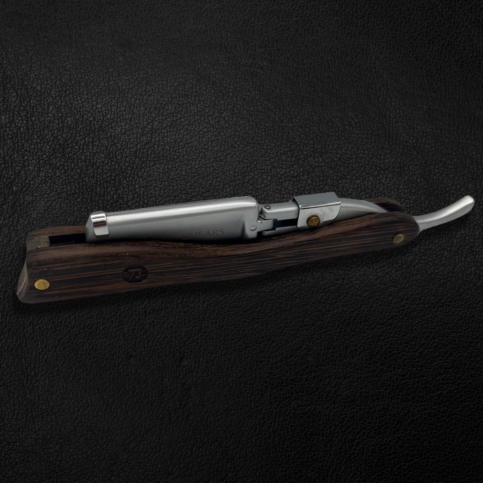 Straight Edge Traditional Shaving Razor with Disposable Blades - Cutthroat Men's Shave (Brown)