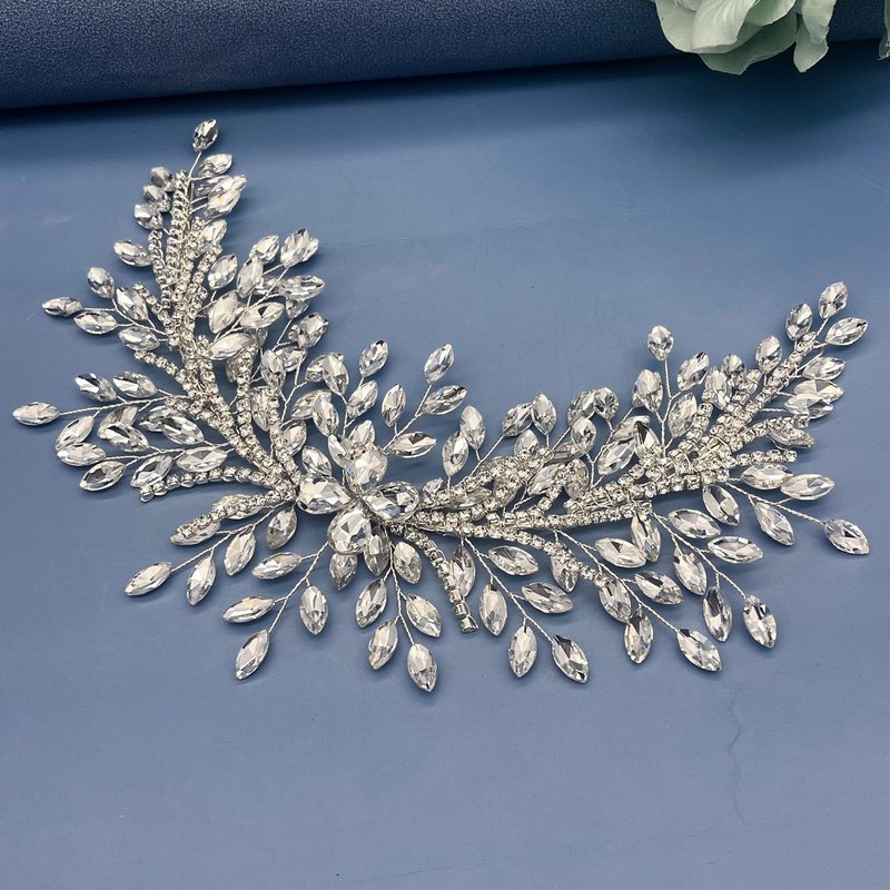 WONRLUA Bridal Hair Accessories, Elegant Wedding Headpiece for Bride, Rhinestone Headband for Women and Girls(Silver)