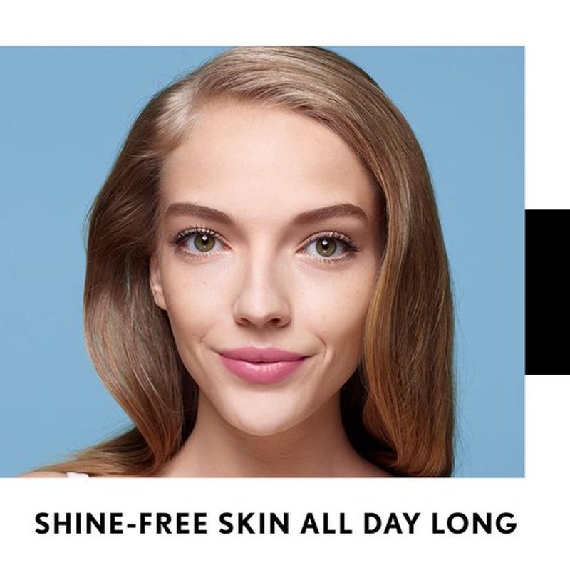 COVERGIRL - Clean Matte BB Cream | Oil-Free, Lightweight Formula for Sensitive Skin, 1.0 oz