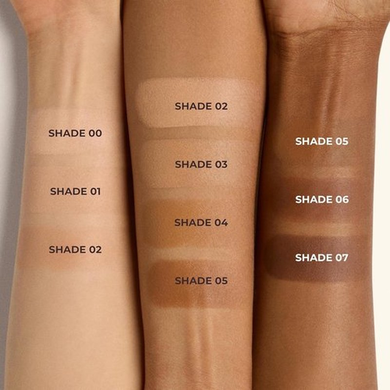 Laura Mercier Tinted Blur Balm - Balm-to-Powder Skin Tint for 12HR Natural Matte Finish | Sheer Buildable Coverage
