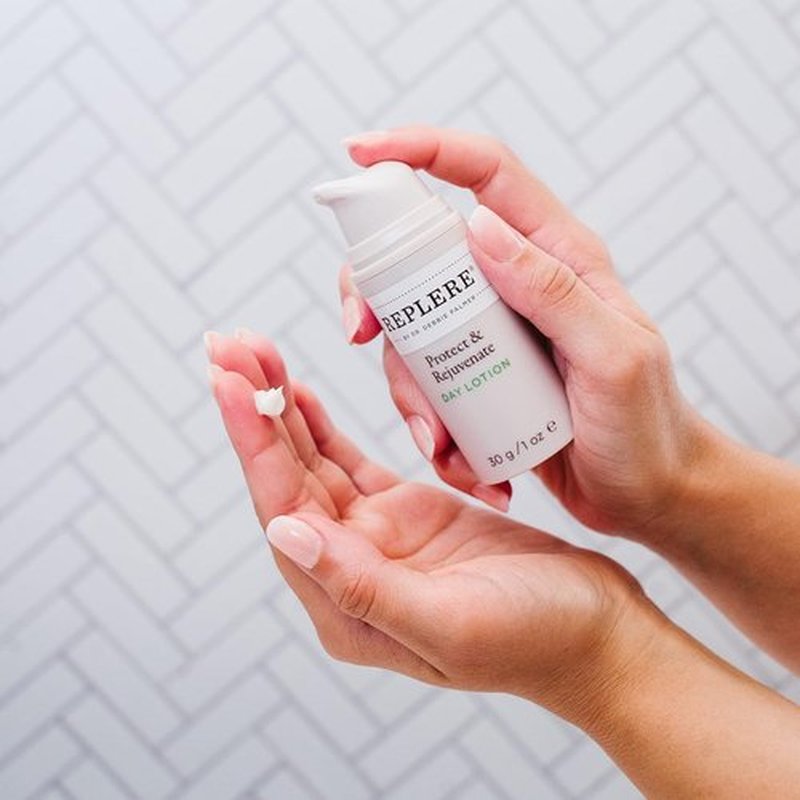 Replere Day Lotion - Hyaluronic Acid Moisturizer with Coffea Arabica & Aloe | Anti-Aging Formula (1 oz)