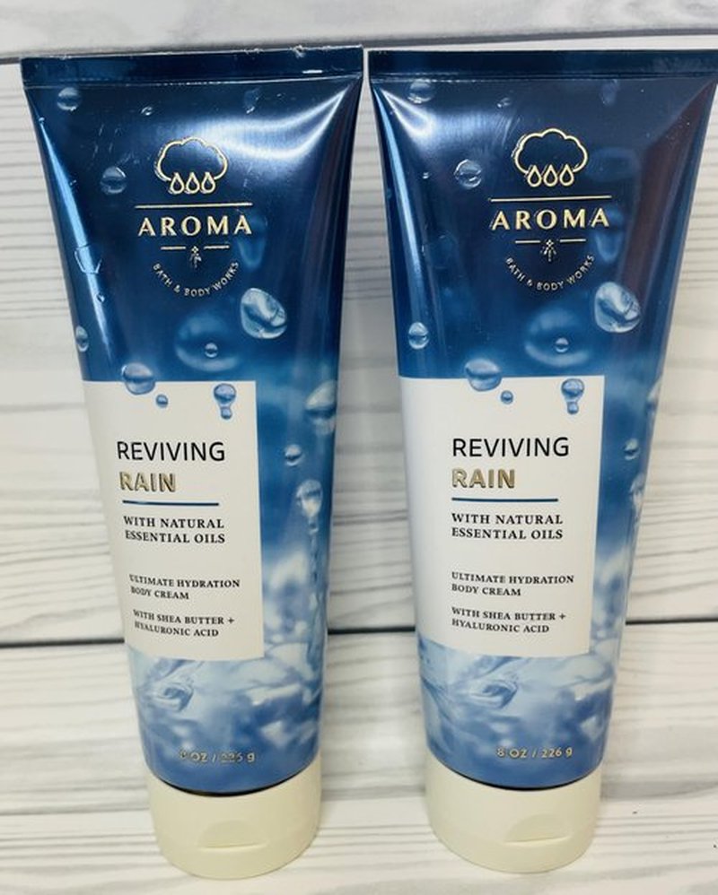 Bath & Body Works Reviving Rain Ultimate Hydration Body Cream 8 Ounces Pack of 2