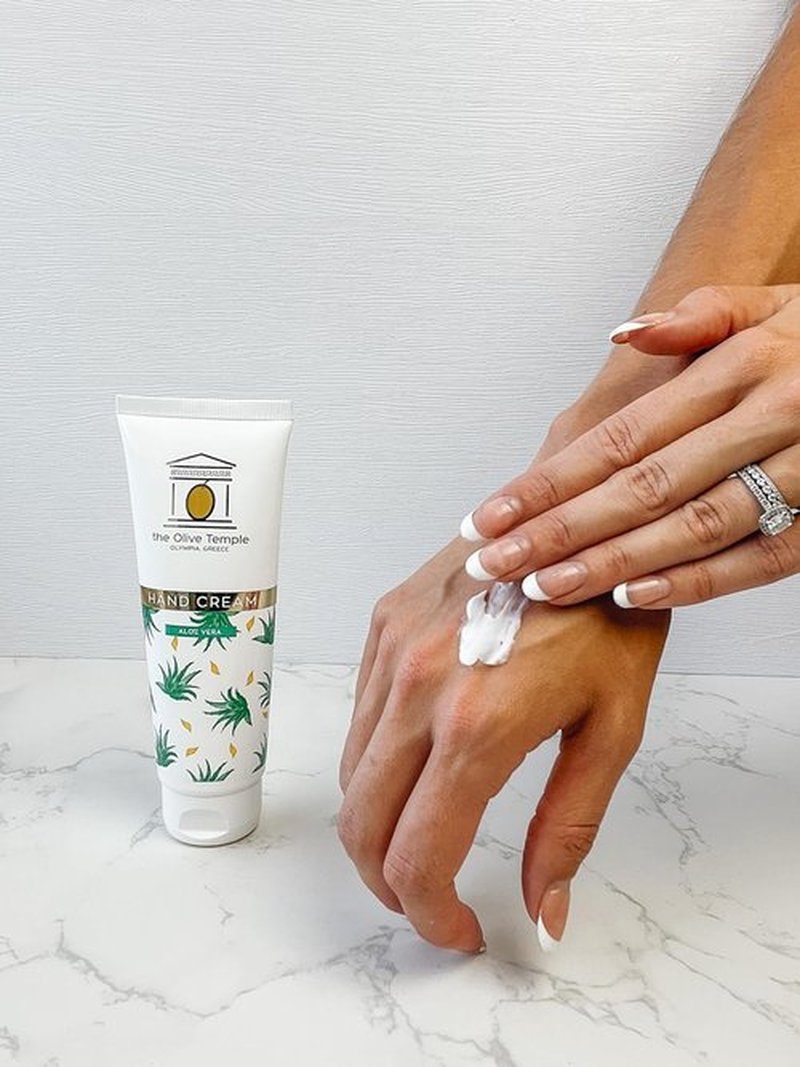 Regine Switzerland Hand Cream - Deep Moisturizing Olive Oil Formula for Soft, Supple Hands | 3.38 fl. oz