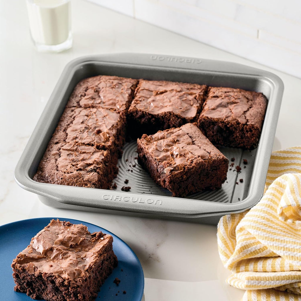 Circulon Nonstick Baking Pan | 9-Inch Square Cake Pan in Gray - Durable & Easy to Clean