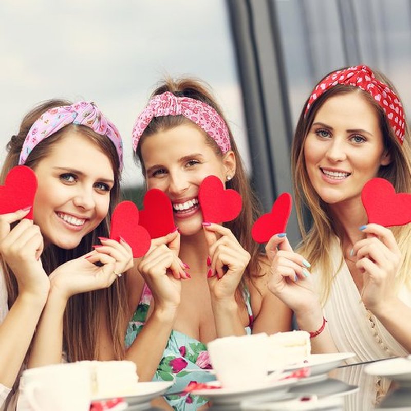 IDDFEVE 3Pcs Valentine's Day Headbands for Women, Heart Love Holiday Knotted Hair Hoops, Festive Gift Hair Accessory (Pink)